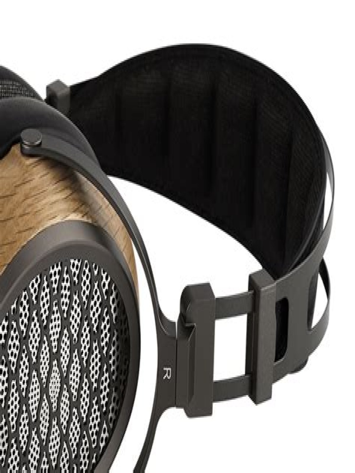 Do open back headphones have better soundstage?